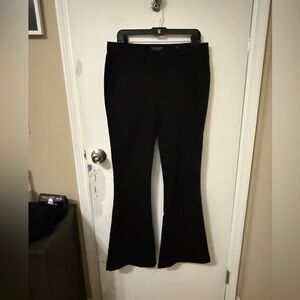 Judy blue black pull on flares - worn twice.